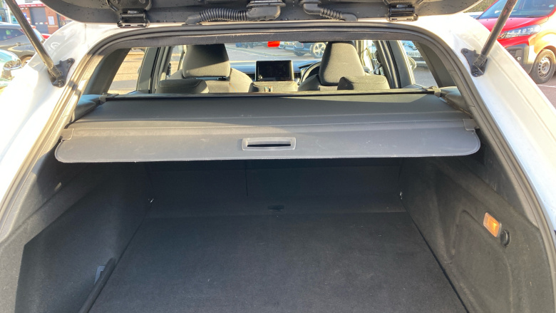 Toyota Corolla 2.0 VVT-i Hybrid Icon Tech 5dr CVT Hybrid Estate